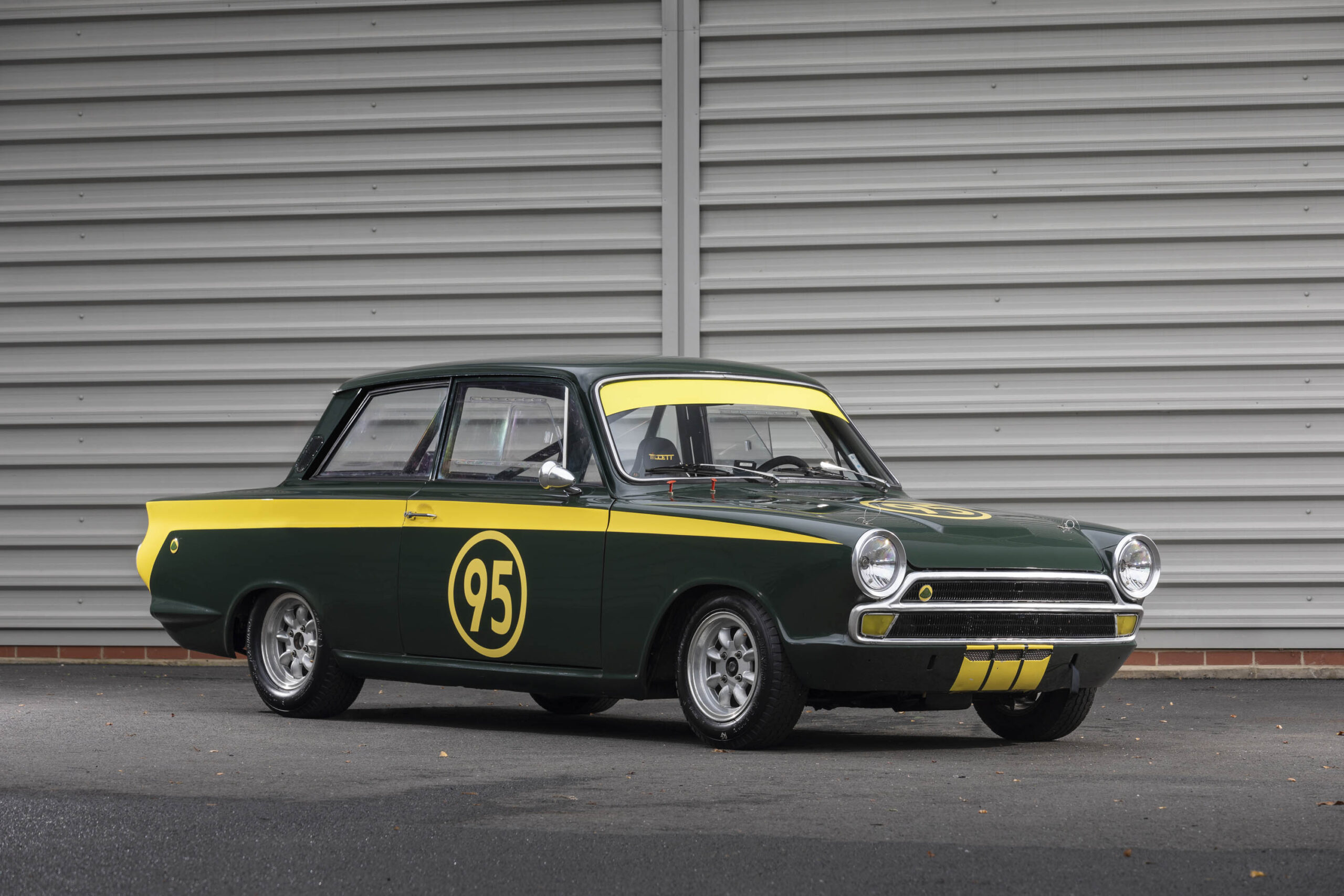 FORD CORTINA